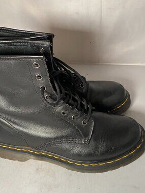 Dr. Martens 1460 Pascal Boots Womens 9 Black Leather 8-Eye Combat Ankle